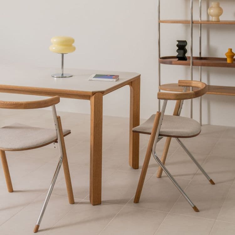 tula-chiec-ghe-den-tu-mid-century